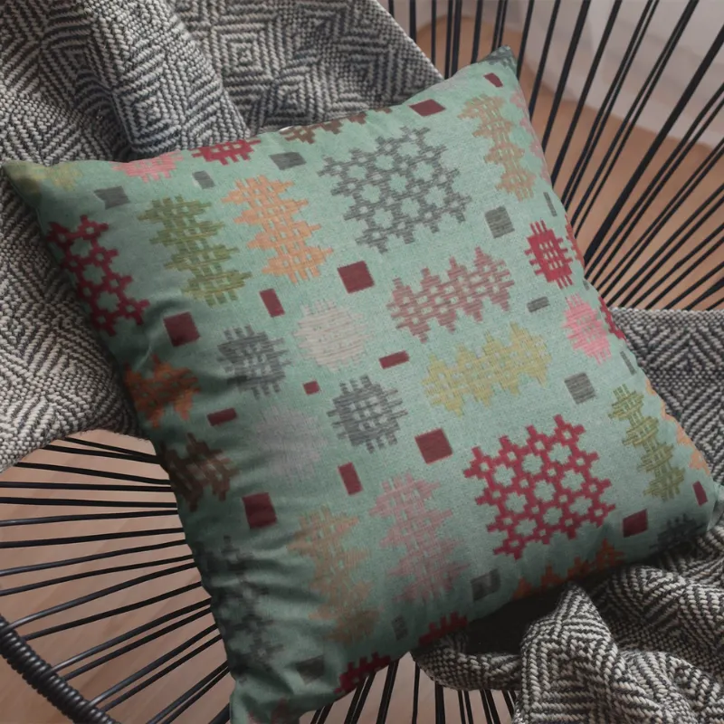 Welsh Tapestry Blanket Design Cushions Traditional Style in Various Sizes - Image 3